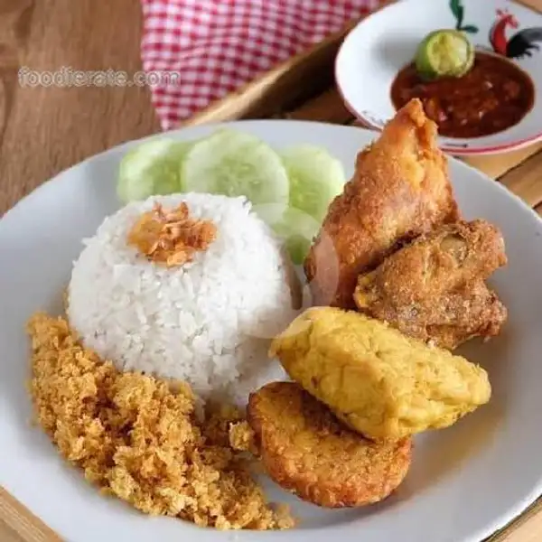 Ayam Goreng+Nasi+Tahu+Tempe+Sambel | Warteg 2 Putrie, Ciledug