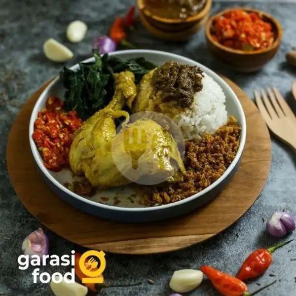 Nasi Padang Ayam Kare / Gulai | GarasiFood 096 Nasi Padang