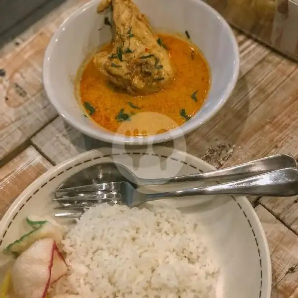 Ayam Kari Kuah Santan Pedas With Nasi | Gabriel Bistro