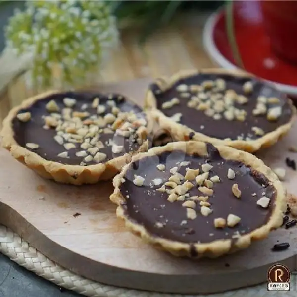 Pie Talas Chocolate Peanut | Kue Lapis Talas Dan Bolu Susu Bandung, Bekasi Selatan