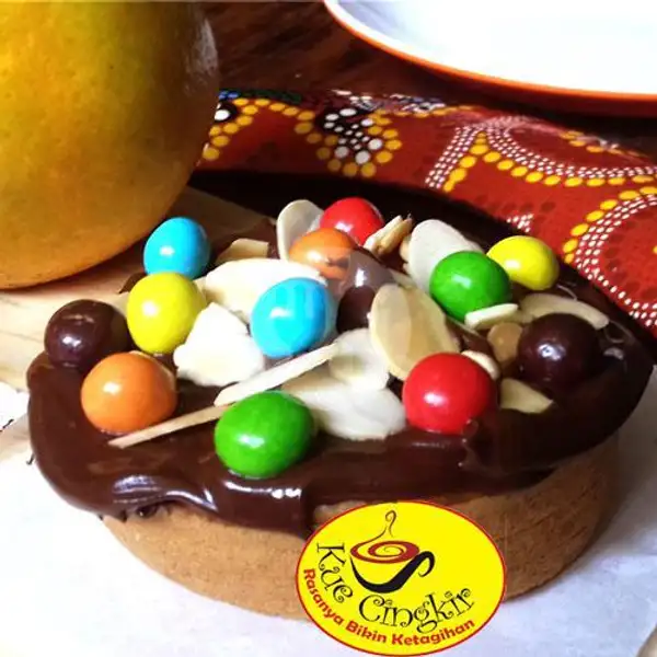 Choco Rainbowball Almond | Kue Cingkir, Watugilang