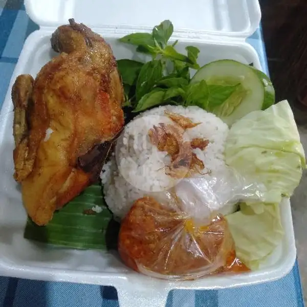 Nasi Ayam Goreng Extra Pedas | Warung Ikan Katombo, S Parman