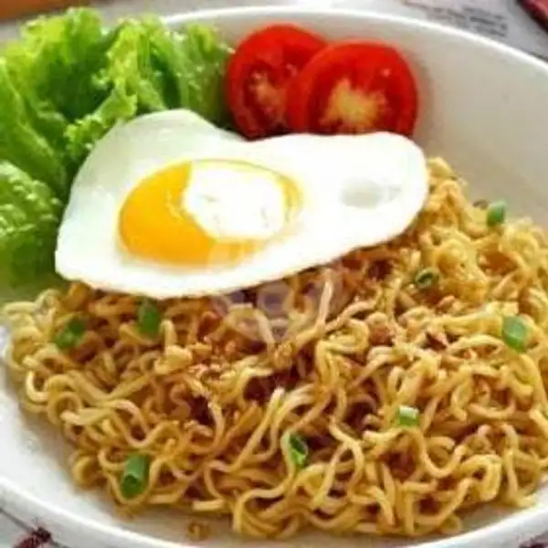 Indomie Goreng Telur | Cha Cha Food, Diponegoro