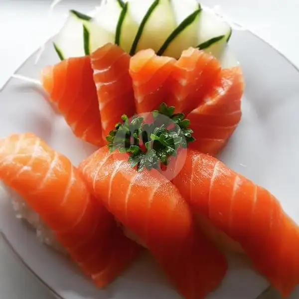 Salmon Set | Warung Sushi Kawe, Denpasar