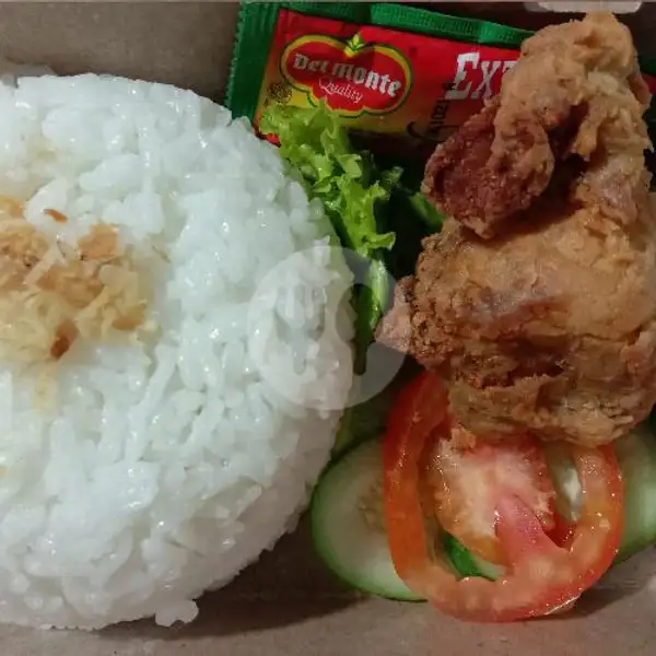 Nasi Ayam Goreng Crispy GRATIS Es Teh Manis | Ayam Goreng Ungkep, Turangga