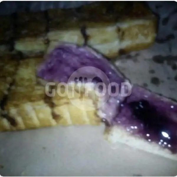 Srikaya + Blueberry | Roti Bakar Khas Bandung Double Rasa Bang Jo, Mayjen Sutoyo S
