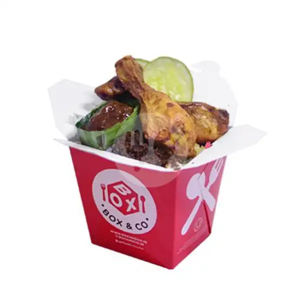 Jumbo Ayam Goreng | Box & Co, Ampera