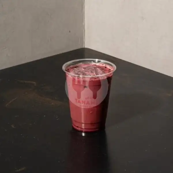 Iced Red Velvet Latte | Tanamera Coffee Roastery, Mariso