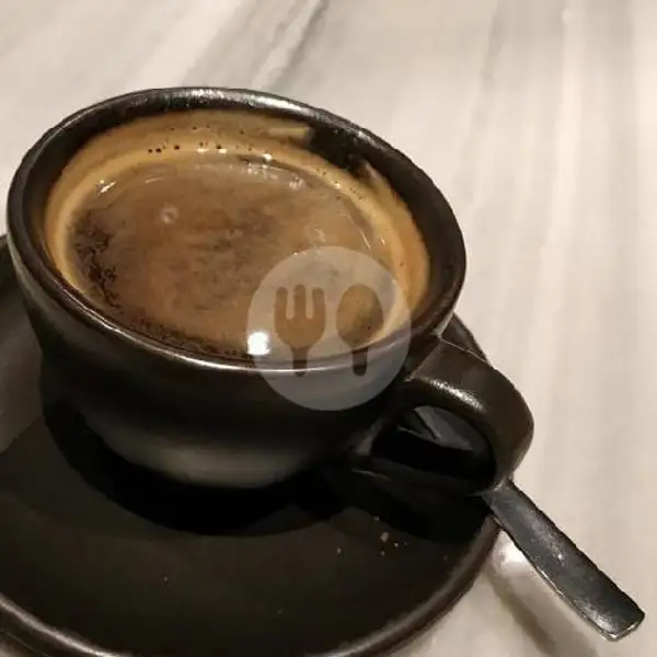 Long Black Hot Coffee | Gormeteria, Cicendo
