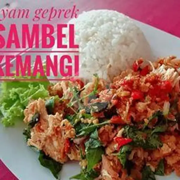 Ayam Geprek Sambel Kemangi + Nasi Dan Lalapan | Dapur Ami Maher, Permata Laguna