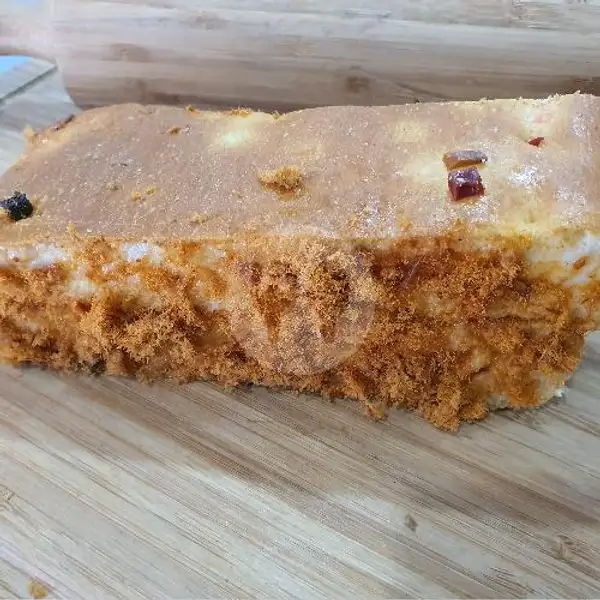 Roti Manis Abon Ayam Segitiga Pedas | Maxims Bakery & Cafe, Lubuk Baja