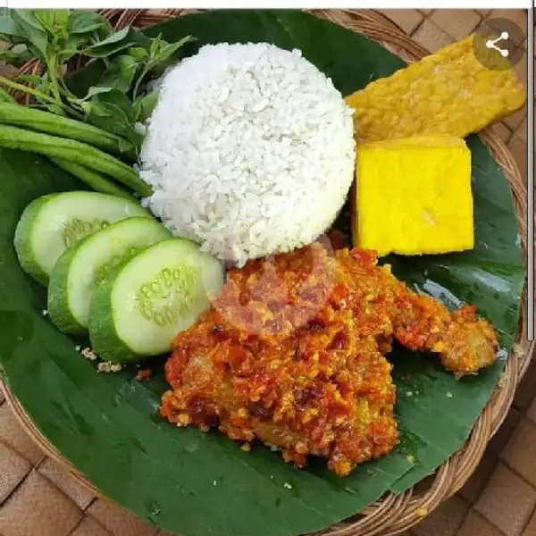 Paket Hemat/1ayam/Nasi+Mandi | Mie Aceh Indah Cafe, Deli Tua