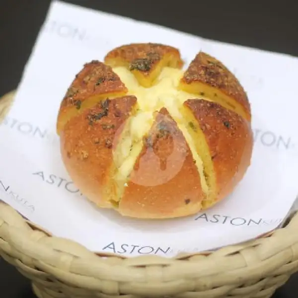 Single Korean Garlic Bread | Sugar & Spice - Aston Kuta Hotel & Residence