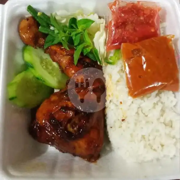 Paket Ayam Bakar + nasi Lalapan | Ayam Bakar Kobong Banyuwangi,Ubud