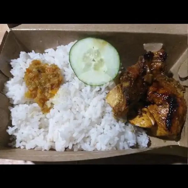 Paket Ayam Bakar Sambel Bajak + AIR Mineral | Kwetiau Sultan, Gunungsari