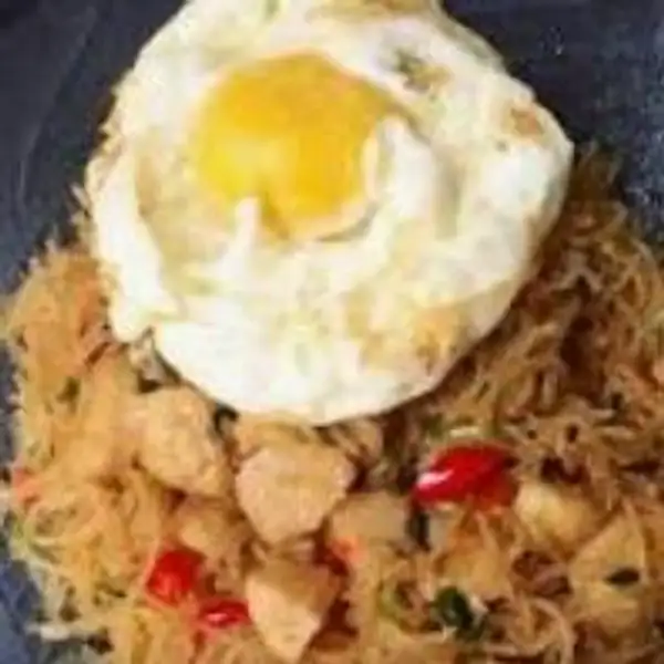 Bihun Goreng Ayam + Telor Ceplok | Keday Nesa, Panawuan