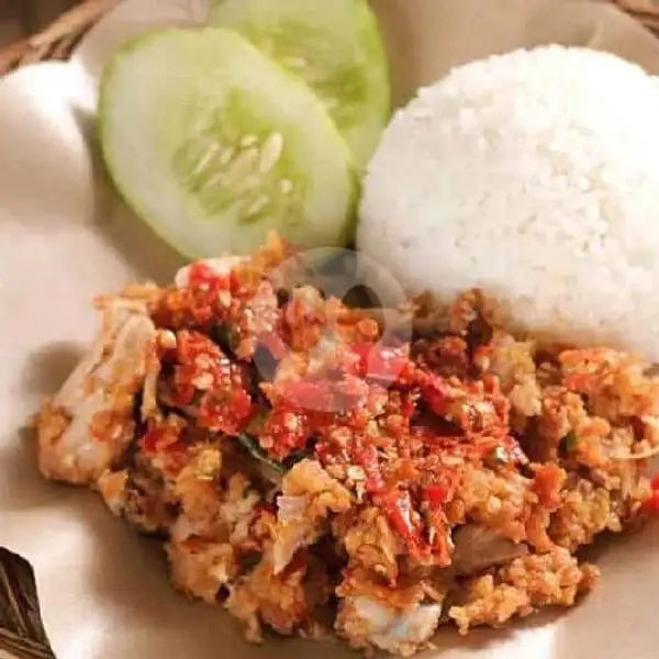 Ayam geprek + nasi (ori/tidak pedas) | Dapoer Shofia, Wortel 5