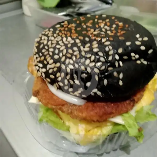 Black Burger Egg Cheese Sedang | Black Burger Dan Kebab Al Rayyan, Bulak