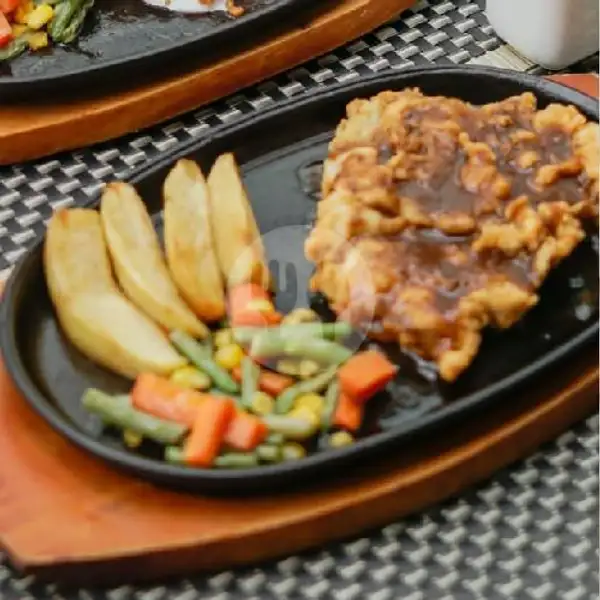 Chicken Steak | BaReLo, Swiss-Belinn Malang