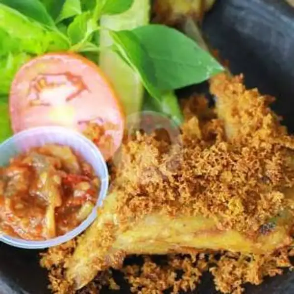 Ayam Kremes + Sambal Lamongan (Tanpa Nasi) | Ayam Kremes, Bangetayu