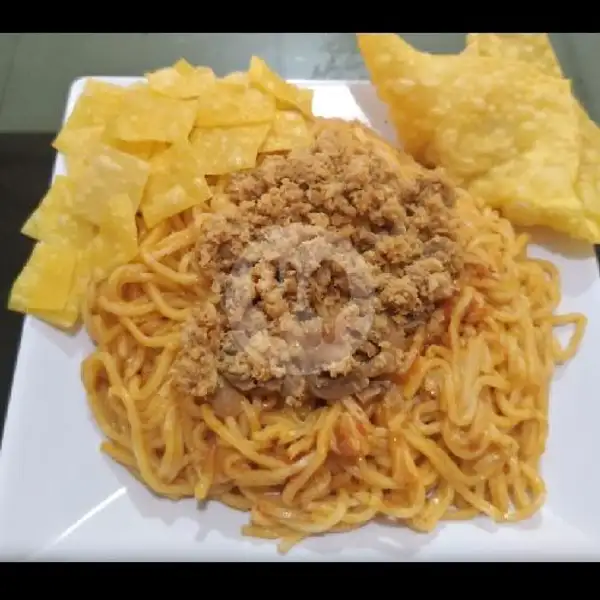 mushroom chicken noodle (mie pedes ayam jamur porsi kenyang ala nmc) | Niu Mani Cafe [Mie Setan, Ayam Geprek Mozzarella, Fire Chicken, Salted Egg]