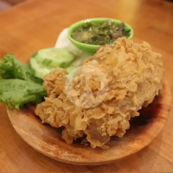 Ayam Sambal Hijau | Hot Chicken Dinner, Pekanbaru