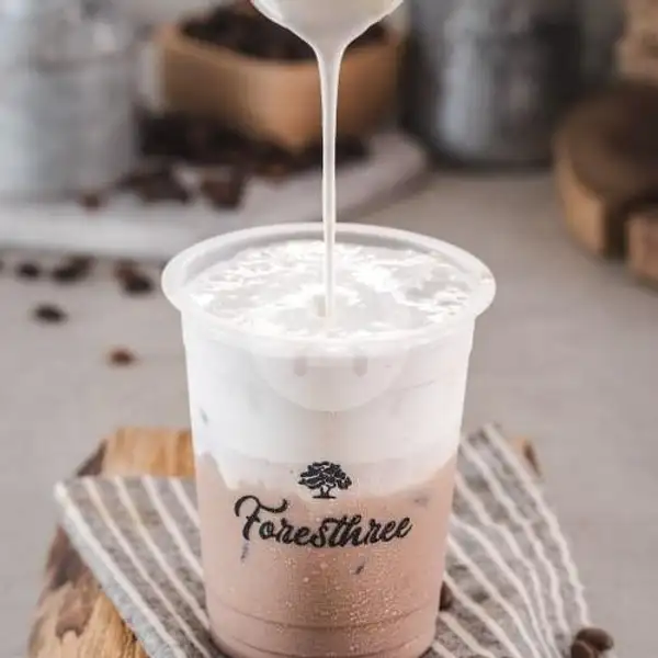 Chocolate Hazelnut Milk | Foresthree Coffee, Gubeng