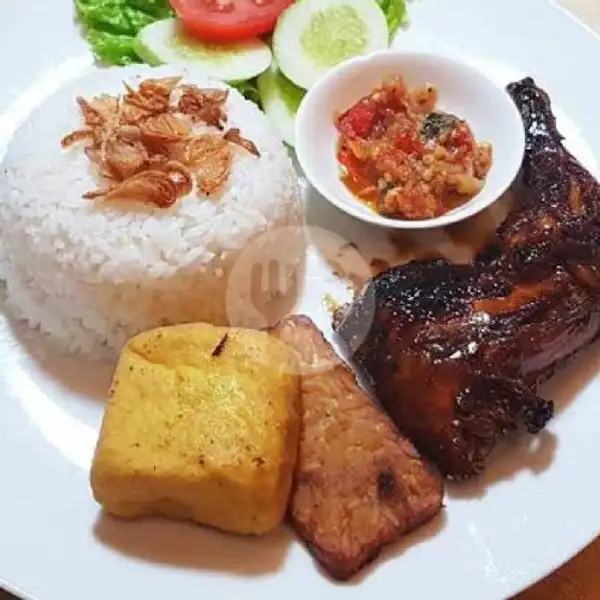 Ayam Bakar + Nasi | Nasi Goreng Kambing, Pelita
