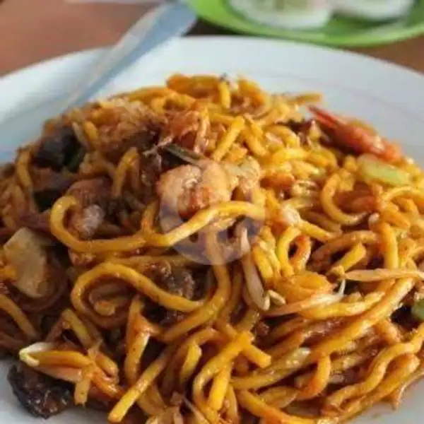Mie Aceh Udang + Cumi + Daging Goreng | Mie Aceh Hamba Cirasa, Medan Satria