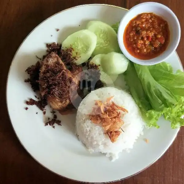 Paket Hemat Nasi Ayam Goreng | Kedai Triple R, Sawangan
