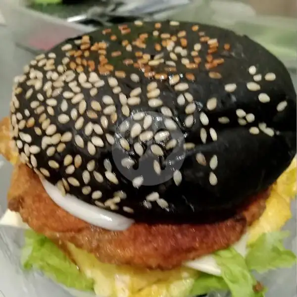 Black Burger Egg Tidak Pedas | Black Burger Dan Kebab Al Rayyan, Bulak