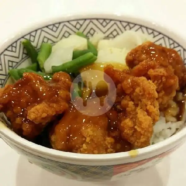 Nasi Chicken Karage + Telor Ceplok | Warkop YKS,  Kebon Nanas Selatan