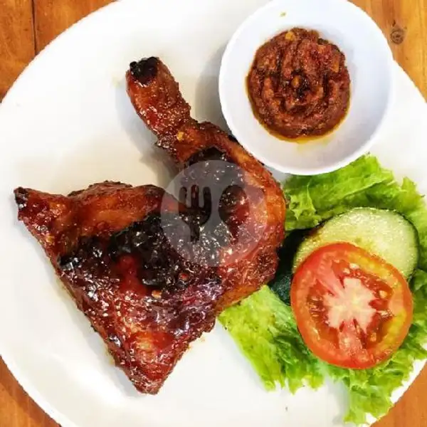 Ayam Bakar + Nasi | Pork Ribs Larzo Renon