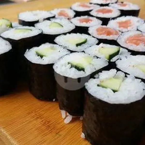 Cucumber Maki | Sushi History