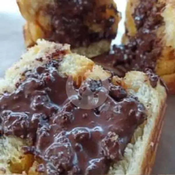 Choco Crunchy Blueberry | Roti Bakar Bandung Herza