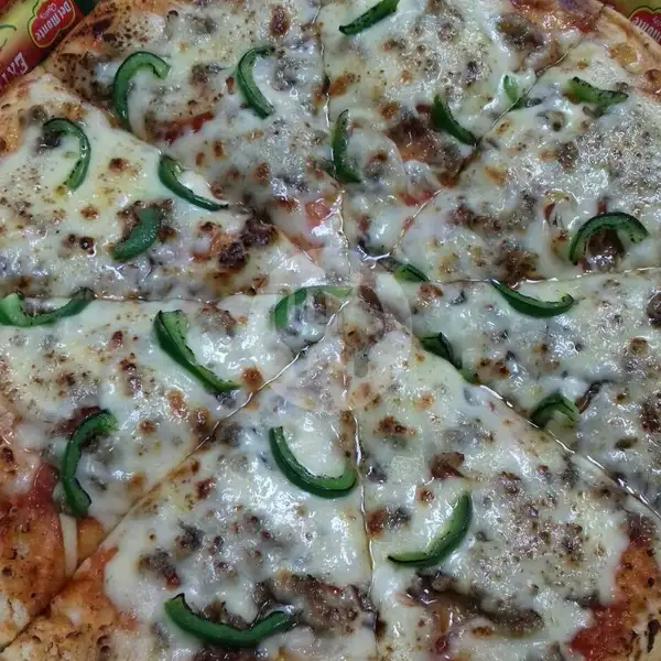 Pizza Spicy Beef Med | Pizza Laziz, Poncol