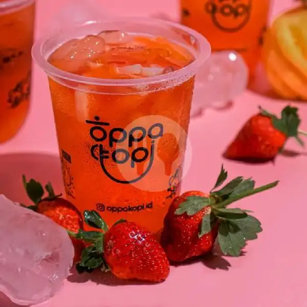 Iced Strawberry Peach Tea | Oppa Kopi, Rungkut