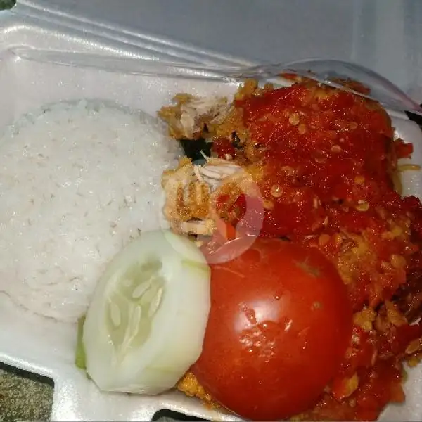 Nasi Ayam Geprek + Indomie | Geprek Jhemes, Sukolilo