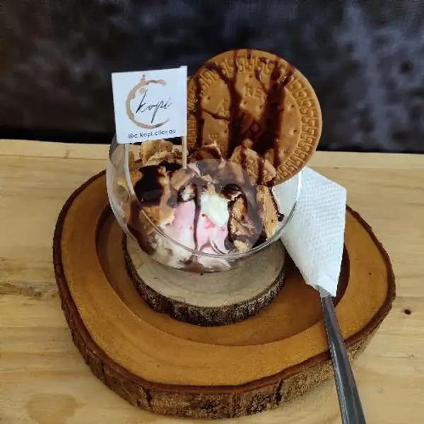 Neo Regal Ice Cream | C Kopi , Sutoyo 
