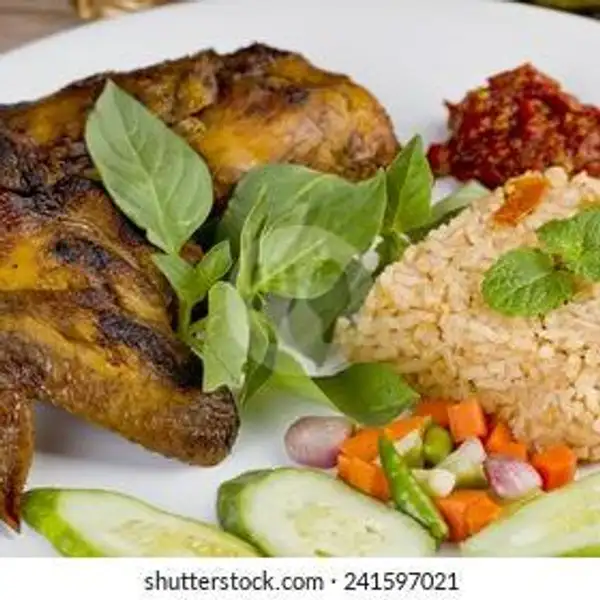 Nasi Goreng Ayam Bakar | Nasi Lemak Ayam Kremes