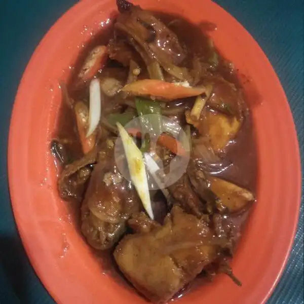 Ayam Goreng Saos Asam Manis | Pecel Lele Sriwedari, Medan Satria