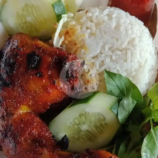 Ayam Bakar + Nasi | Warung Barokah Tradisional Food, Bendungan Sutami