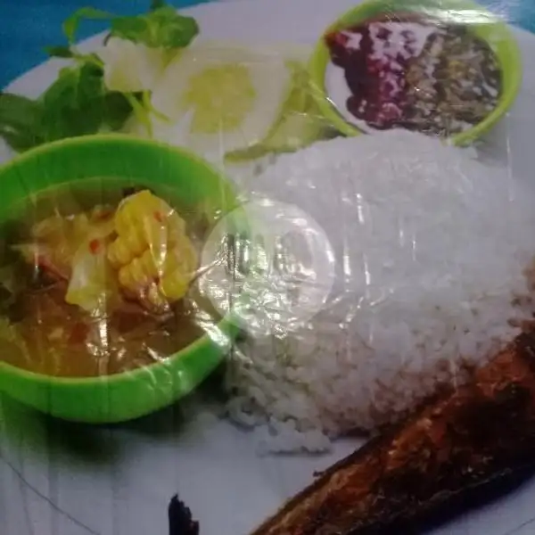 Lele Bakar Tanpa Nasi | Rumah Makan Dapur Jawa, MP Mangkunegara