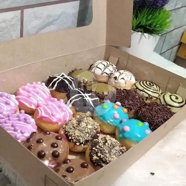 Donat Mini Isi 20 Random 1 | Jelita's Donut & Cake, Kembangan