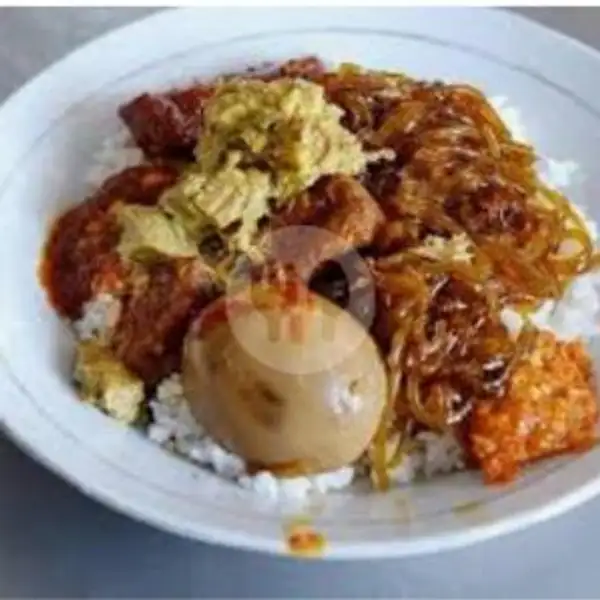 Nasi Campur Telur | Warung Mama Okta, Wijaya Kusuma