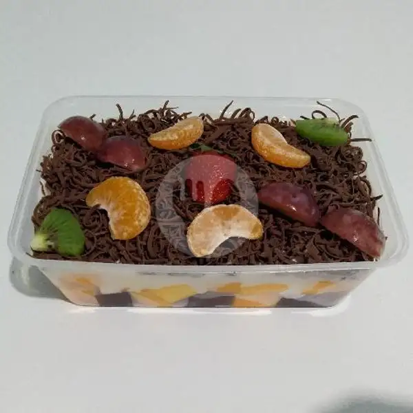 Salad buah box 750ml topping coklat | Salad Buah nyonya ruth