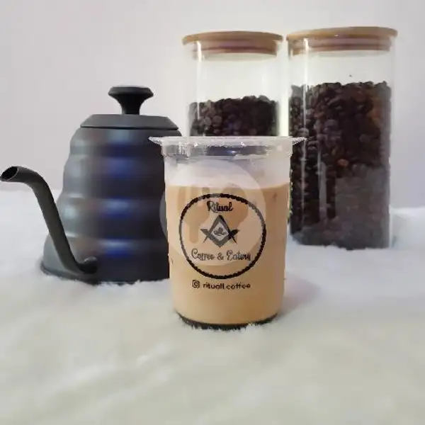 es kopi susu gula aren | Ritual coffee & eatery , perumahan YKB blok L nomor 6 