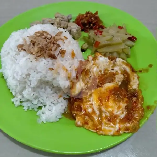 Nasi Campur Telur Ceplok | Warung Sudarmo, Nongsa