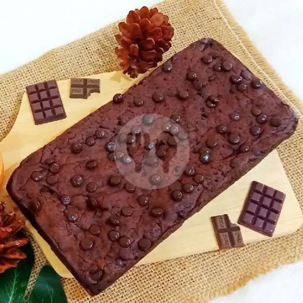 Brownies Panggang isi CHOCOCHIP | Blessed Brownies, Kenten