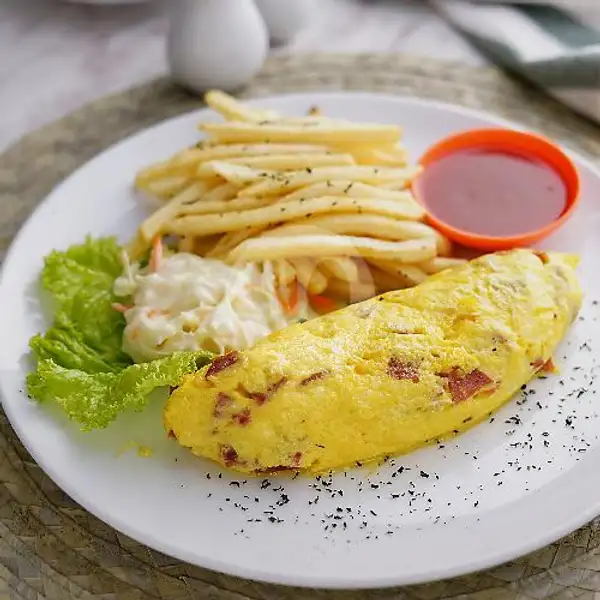 Fries And Omelette | Oasiskitchen, Lombok